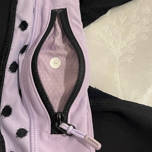 Lululemon capri leggings - Picture 3 of 5